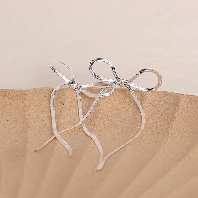 Boucles d'oreilles en nœud Carol