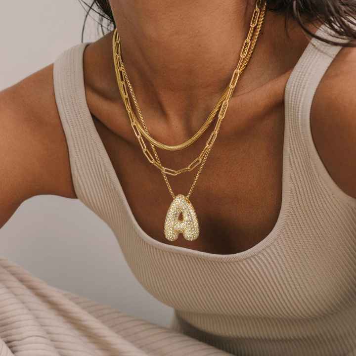 Collier Initiale Boule Hailey