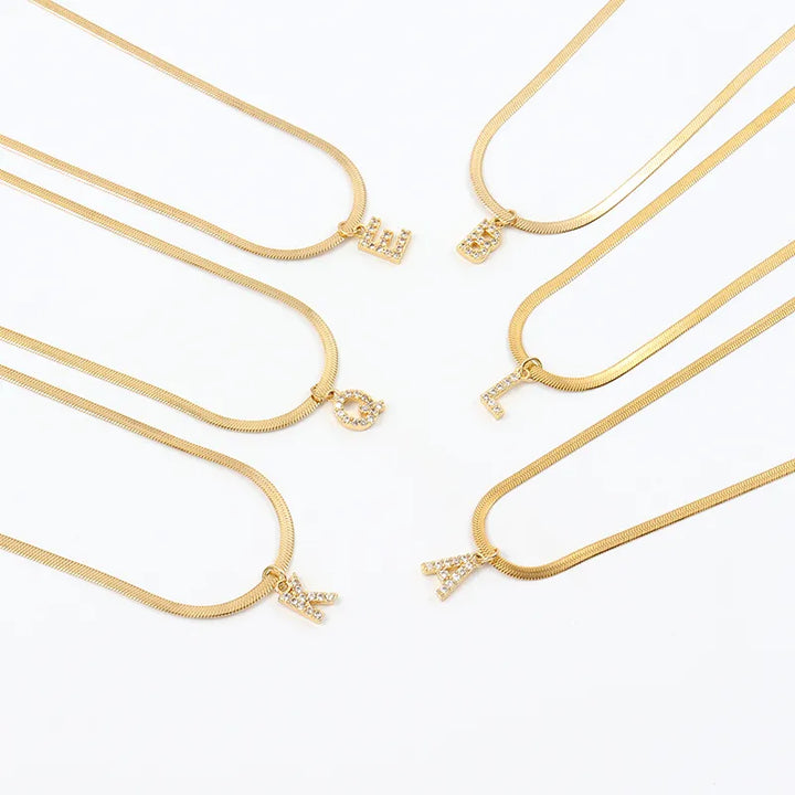 Collier en Herringbone avec Initiale en Diamant Melly®